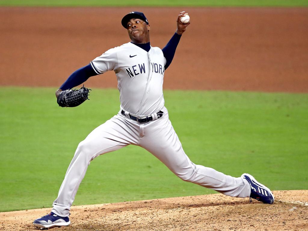 New York Yankees: Aroldis Chapman Records Fastest Pitch