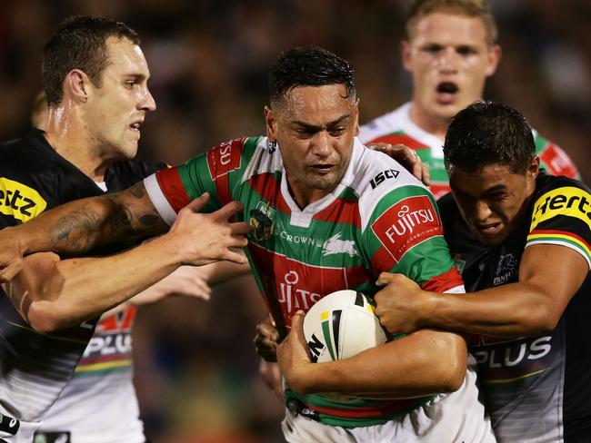 Steve Gillis manages off-contract Rabbitoh John Sutton. Picture: Getty Images