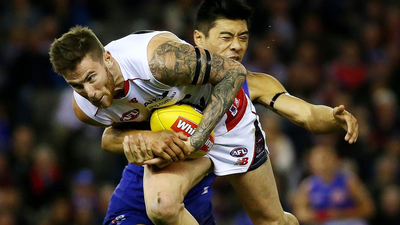 Western Bulldogs v Melbourne