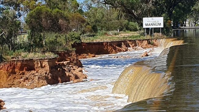 Flood waters destroy Hunter Road near the Haythorpe Reserve at Mannum on Christmas Day last year. Picture: SES