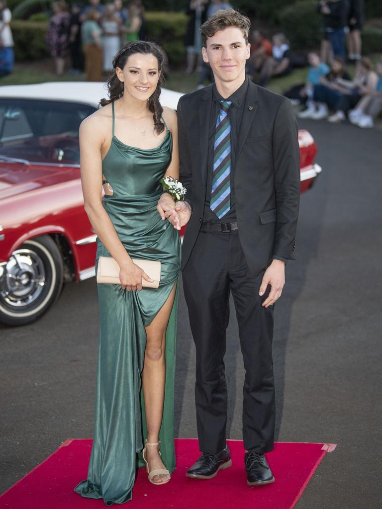 Highfields State Secondary College 2022 formal: Students celebrate end ...