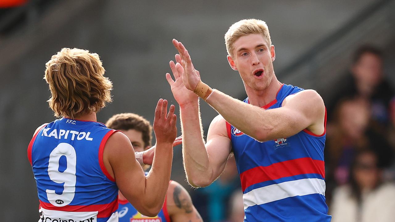 Tim English (right) dominated for the Bulldogs. (Photo by Morgan Hancock/Getty Images)