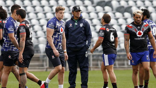 Stephen Kearney put his team through their paces at Central Coast Stadium. Picture: AAP