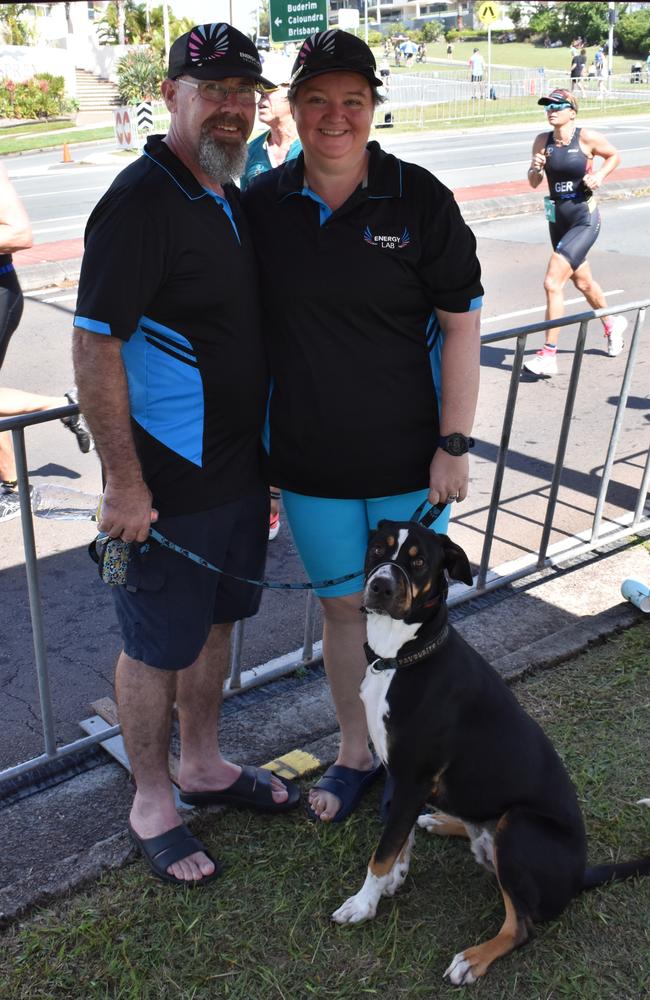 Kirsten and Ian Tucket from Energy Lab Triathlons at the 2023 Mooloolaba Triathlon.