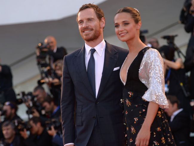 Alicia Vikander And Michael Fassbender Will Reportedly Marry In Ibiza Next  Month