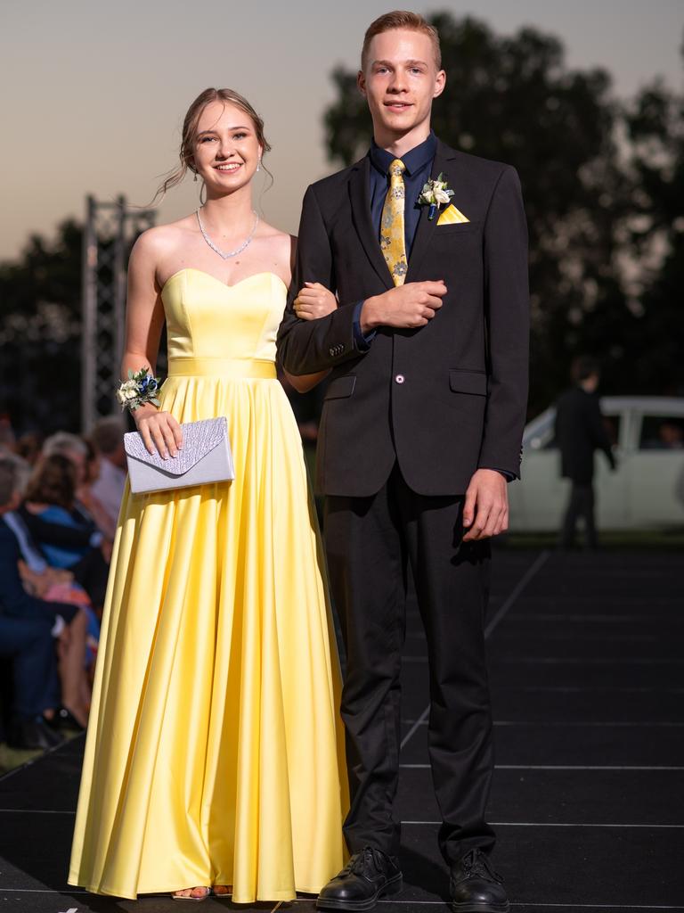 Caitlin Girdler and Riley Hixon at the 2024 Rockhampton Grammar School formal.
