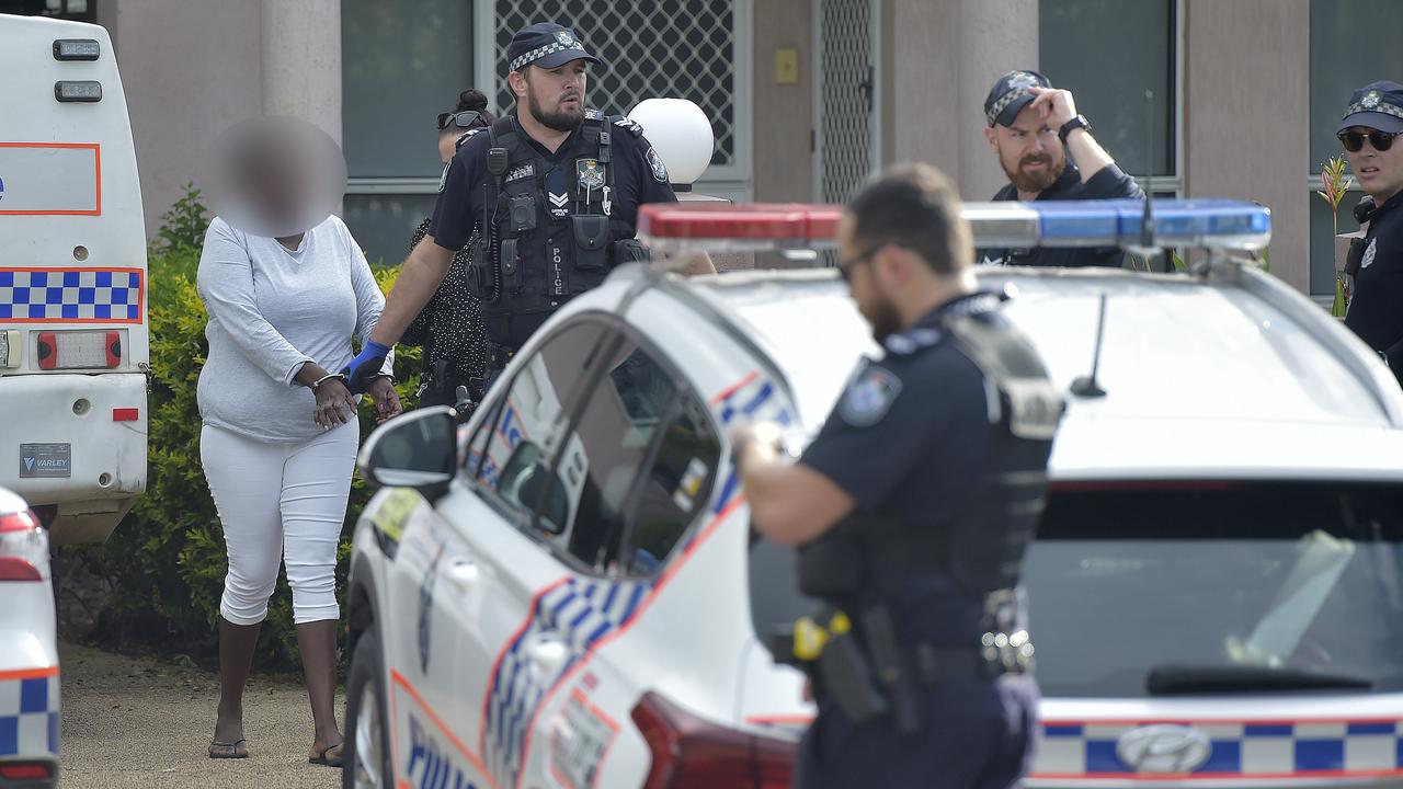 Townsville Police Rammed By Stolen Car On Eyre St At North Ward