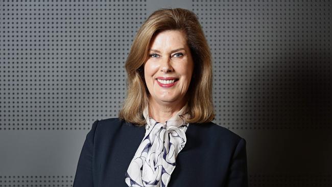 Deborah Thomas, former chief executive officer at Ardent Leisure, is stepping aside to focus on the recovery of its theme park operations after the Dreamworld tragedy.