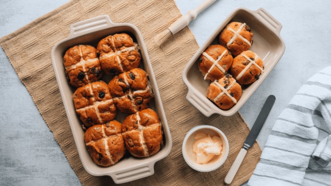 Hot cross buns are better with a hit of protein. Image: iStock