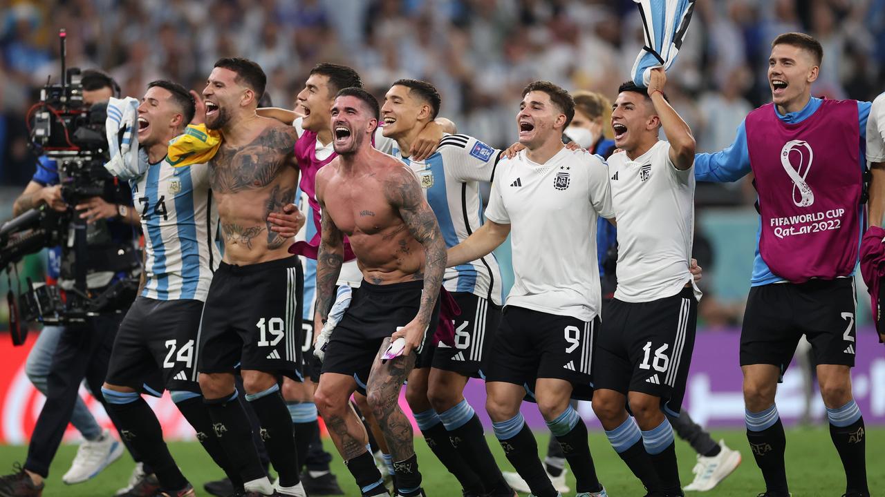 Célébrations argentines, ministre français des Sports, Kylian Mbappe se moque, Emi Martinez, dernières nouvelles, mises à jour