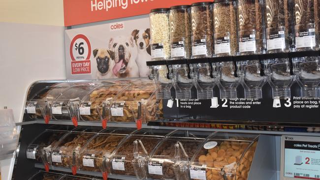 The pet food pick-and-mix bar is the first of its kind in the Ipswich region.