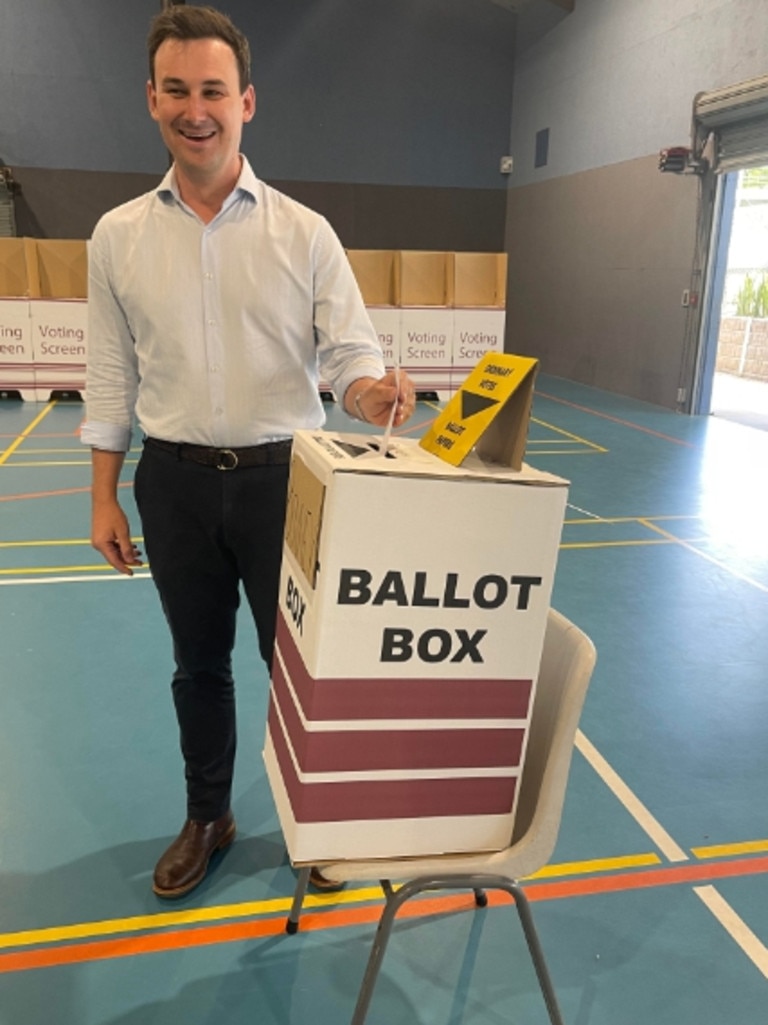 Bonney MP Sam O'Connor voting at the Labrador State School polling booth on election day. Picture: Paul Weston.