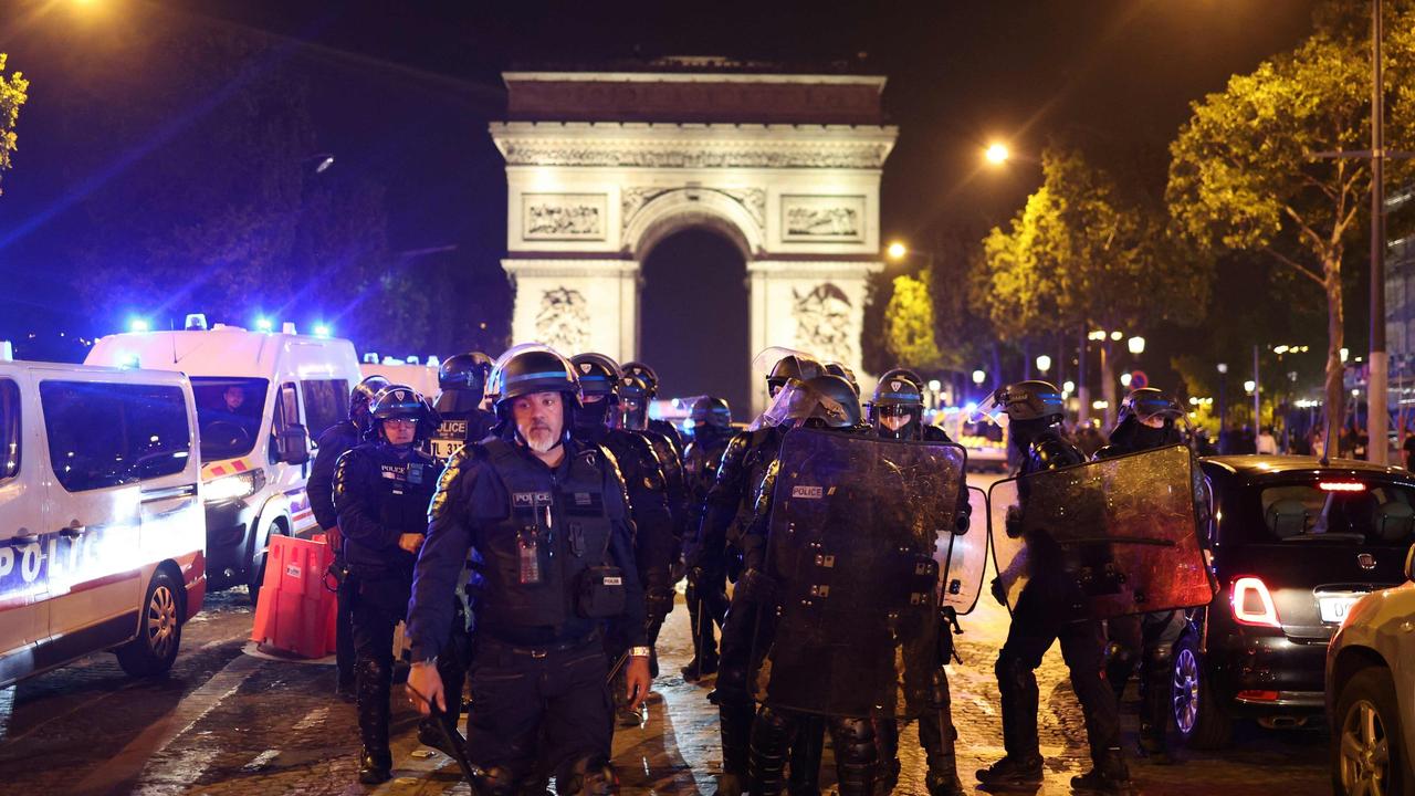 France Riots: Hundreds Arrested On Fifth Night Of France Unrest After ...