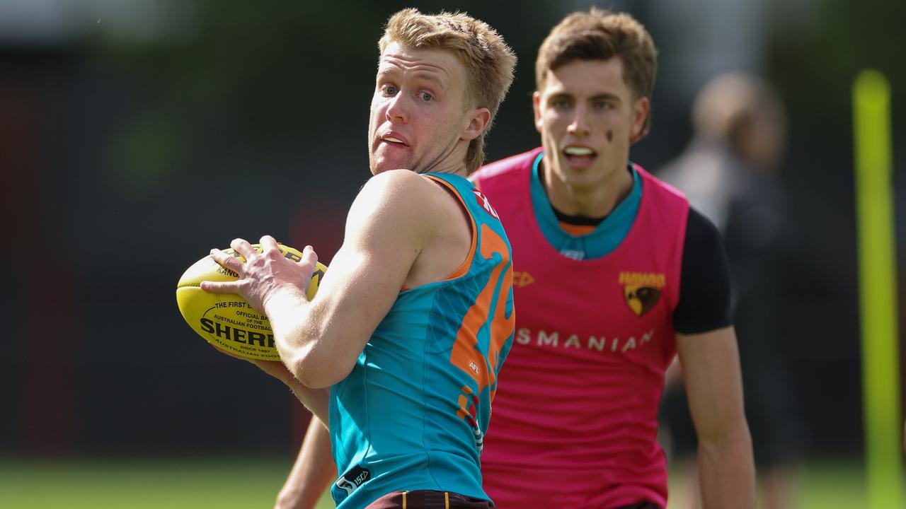 MELBOURNE, AUSTRALIA - AUGUST 22: Cam Mackenzie of the Hawks in action during a Hawthorn Hawks AFL training session at Waverley Park on August 22, 2024 in Melbourne, Australia. (Photo by Daniel Pockett/Getty Images)