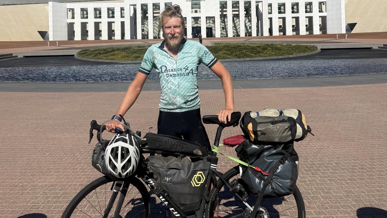 Distance for dementia cyclist extends Darwin stay for classic NT event