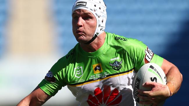 GOLD COAST, AUSTRALIA - MARCH 21: Jarrod Croker of the Raiders runs the ball during the round 2 NRL match between the New Zealand Warriors and the Canberra Raiders at Cbus Super Stadium on March 21, 2020 in Gold Coast, Australia. (Photo by Chris Hyde/Getty Images)