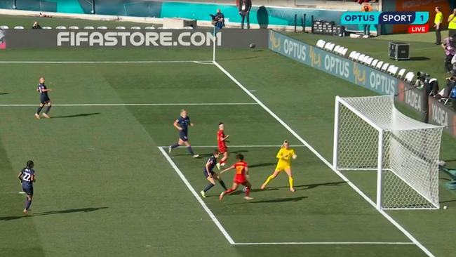 Esther Gonzalez was called offside. Photo: Optus Sport.