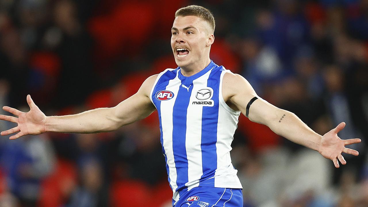 Cam Zurhaar is poised to re-sign with North Melbourne.