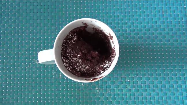 How to make a microwave brownie in a mug