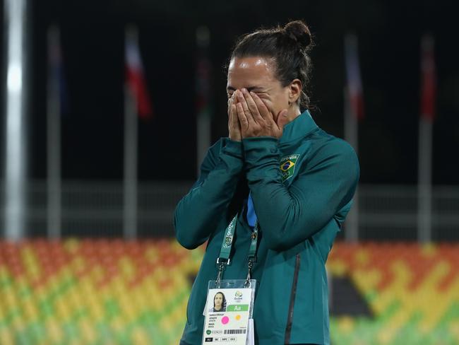 Tears of excitement after the proposal. Picture: Alexander Hassenstein/Getty Images                        <a contentType="text" href="http://www.dailytelegraph.com.au/sport/photos/rio-day-2-aussies-at-the-2016-olympics/image-gallery/4dd66e26510f3f95cf0be4b3a03fd85c#embed" shape="rect" target="_blank">ALL THE ACTION FROM DAY 3 IN RIO</a>