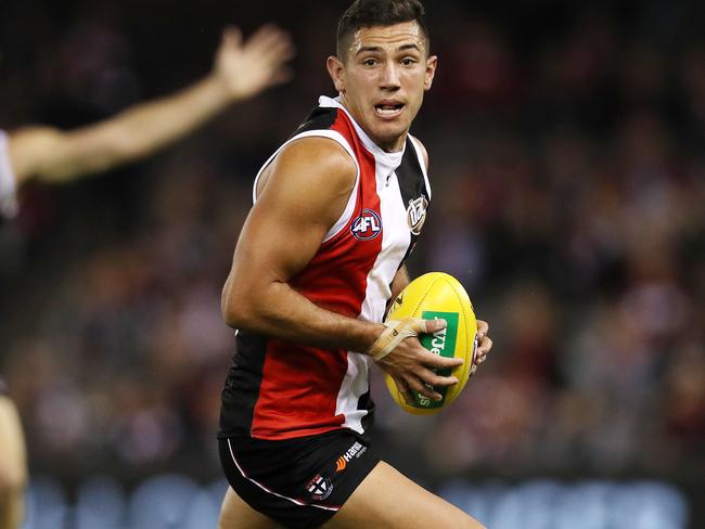 AFL Round 7. St Kilda vs. GWS Giants at Etihad Stadium.  St Kilda's Darren Minchington 2nd qtr     . Pic: Michael Klein