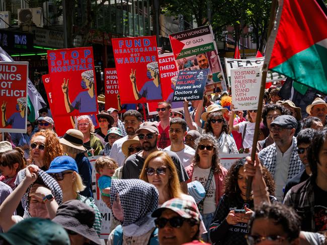 MELBOURNE, AUSTRALIA- NewsWire Photos NOVEMBER 2, 2024: Protestors gather at the State Library in Melbourne to call for an end to the ongoing war with Palestine and Israel's current occupation of Gaza; and the escalating Israel-Lebanon conflict.Picture: NewsWire / Nadir Kinani