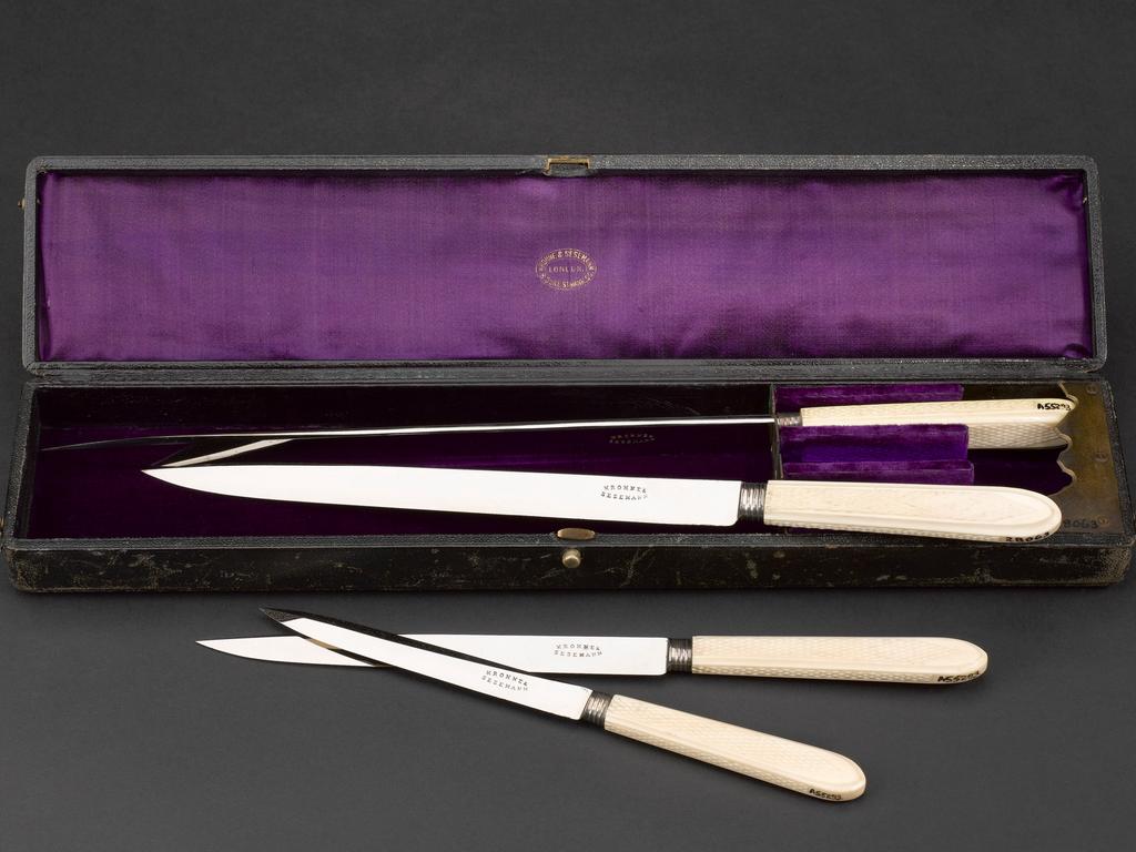 Liston-type knives are long-bladed knives with one completely sharp edge and are used for various amputations. They are named after their designer, Robert Liston (1794-1847), the pioneering Scottish surgeon. Picture: Science Museum, London. CC BY