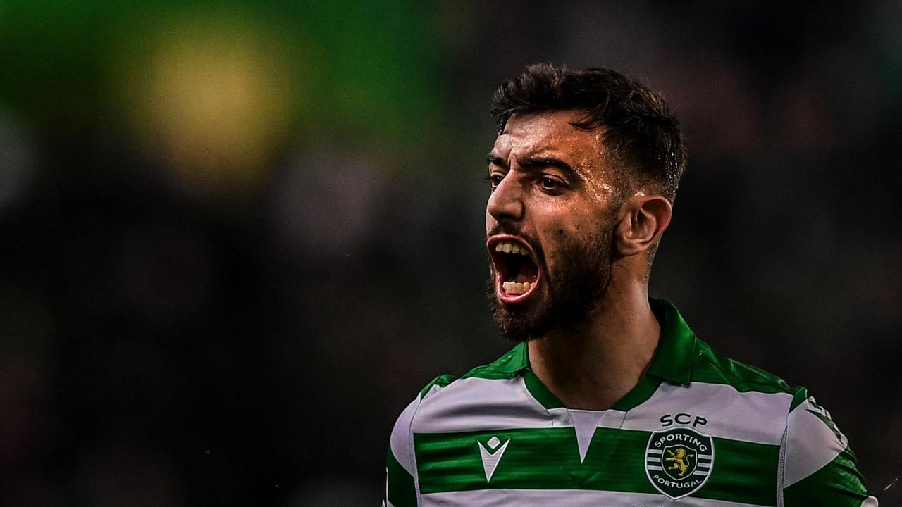 Bruno Fernandes could complete his move to Manchester United next week.