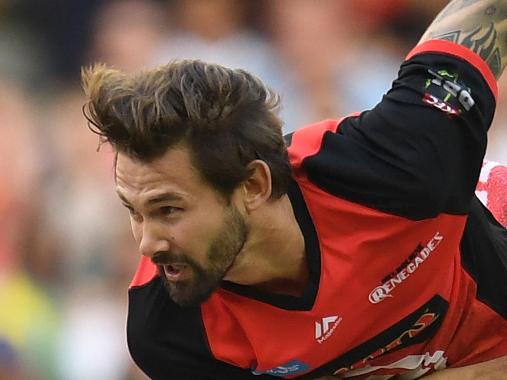 Kane Richardson of the Renegades bowls during the Big Bash League (BBL) match between the Melbourne Renegades and the Hobart Hurricanes at Marvel Stadium in Melbourne, Monday, January 7, 2019. (AAP Image/Julian Smith) NO ARCHIVING, EDITORIAL USE ONLY, IMAGES TO BE USED FOR NEWS REPORTING PURPOSES ONLY, NO COMMERCIAL USE WHATSOEVER, NO USE IN BOOKS WITHOUT PRIOR WRITTEN CONSENT FROM AAP