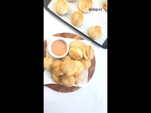 Cheeseburger pastry puffs