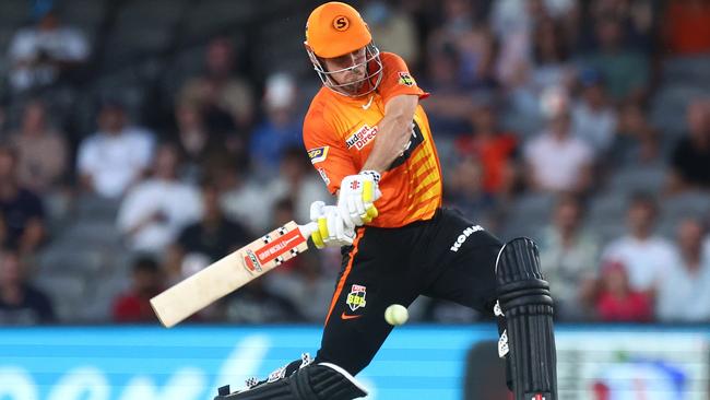 MELBOURNE, AUSTRALIA - JANUARY 22: Mitch Marsh of the Scorchers bats during the Men's Big Bash League match between the Perth Scorchers and the Sydney Sixers at Marvel Stadium, on January 22, 2022, in Melbourne, Australia. (Photo by Mike Owen/Getty Images)