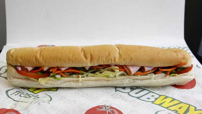 The chain has agreed to ensure franchisees use a tool to make sure subs really are a foot long.