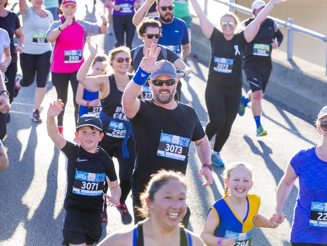 Run the Bridge Fun Run 2020 across Tasman Bridge. Picture: RICHARD JUPE