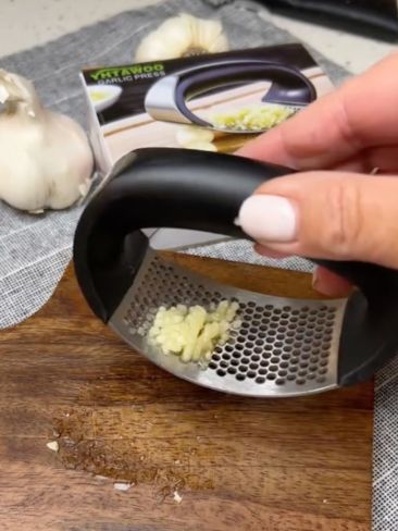 Amazon's Garlic Rocker. Picture: TikTok/@charlottefashionplate