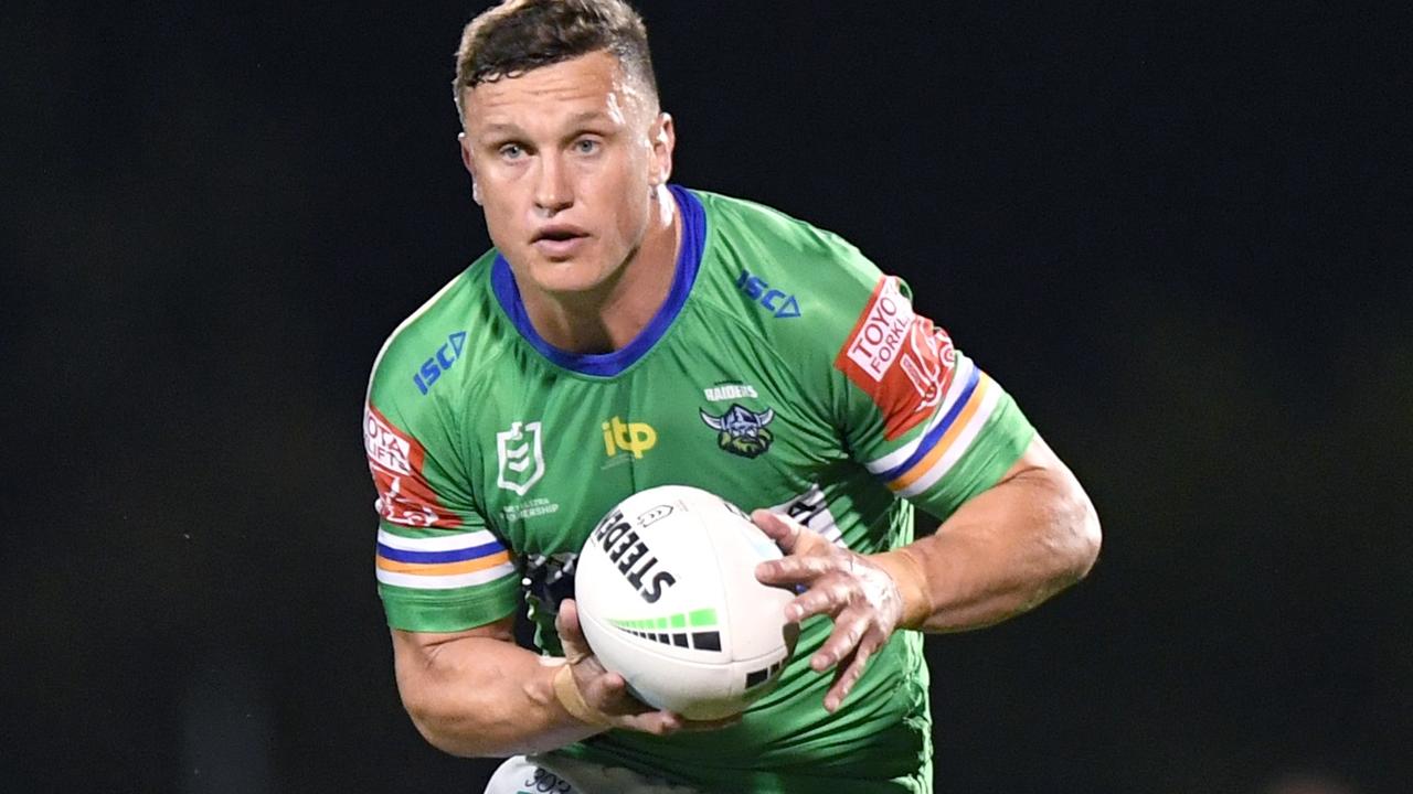 Canberra Raiders hold off Cronulla Sharks to post 24-20 NRL win, Canterbury  Bulldogs defeat Wests Tigers 26-22 - ABC News