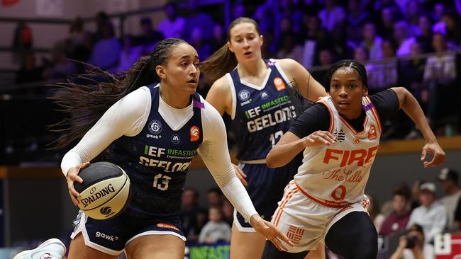 GEELONG, AUSTRALIA - OCTOBER 30: Haley Jones of Geelong United dribbles the ball during the round one WNBL match between Geelong United and Townsville Fire at The Geelong Arena, on October 30, 2024, in Geelong, Australia. (Photo by Kelly Defina/Getty Images)