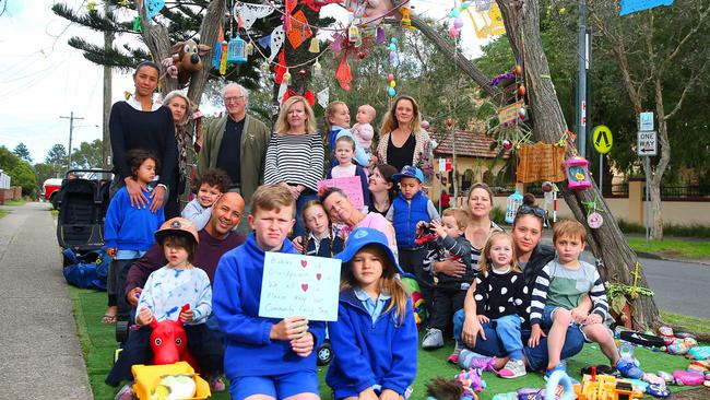 Manly’s landmark ‘fairy tree’ to go, with creator refusing offer to ...