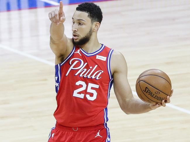 PHILADELPHIA, PENNSYLVANIA - JUNE 06: Ben Simmons #25 of the Philadelphia 76ers directs teammates during the first quarter against the Atlanta Hawks during Game One of the Eastern Conference second round series at Wells Fargo Center on June 06, 2021 in Philadelphia, Pennsylvania. NOTE TO USER: User expressly acknowledges and agrees that, by downloading and or using this photograph, User is consenting to the terms and conditions of the Getty Images License Agreement.   Tim Nwachukwu/Getty Images/AFP == FOR NEWSPAPERS, INTERNET, TELCOS & TELEVISION USE ONLY ==