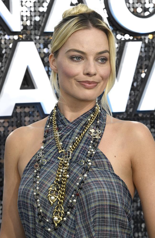 Margot Robbie lost to Laura Dern at the SAGs. Picture: Getty Images