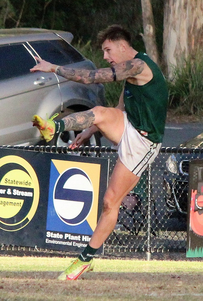 Luke Grima takes a kick for Wantirna South. Picture: Supplied.