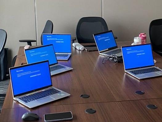 The blue screen of death was seen around the world. Picture: Twitter