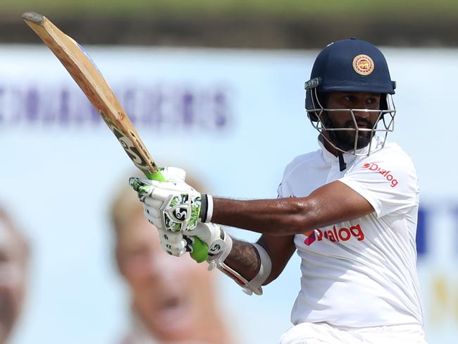 GALLE, SRI LANKA - JULY 09: Dimuth Karunaratne of Sri Lanka bats during day two of the Second Test in the series between Sri Lanka and Australia at Galle International Stadium on July 09, 2022 in Galle, Sri Lanka. (Photo by Buddhika Weerasinghe/Getty Images)