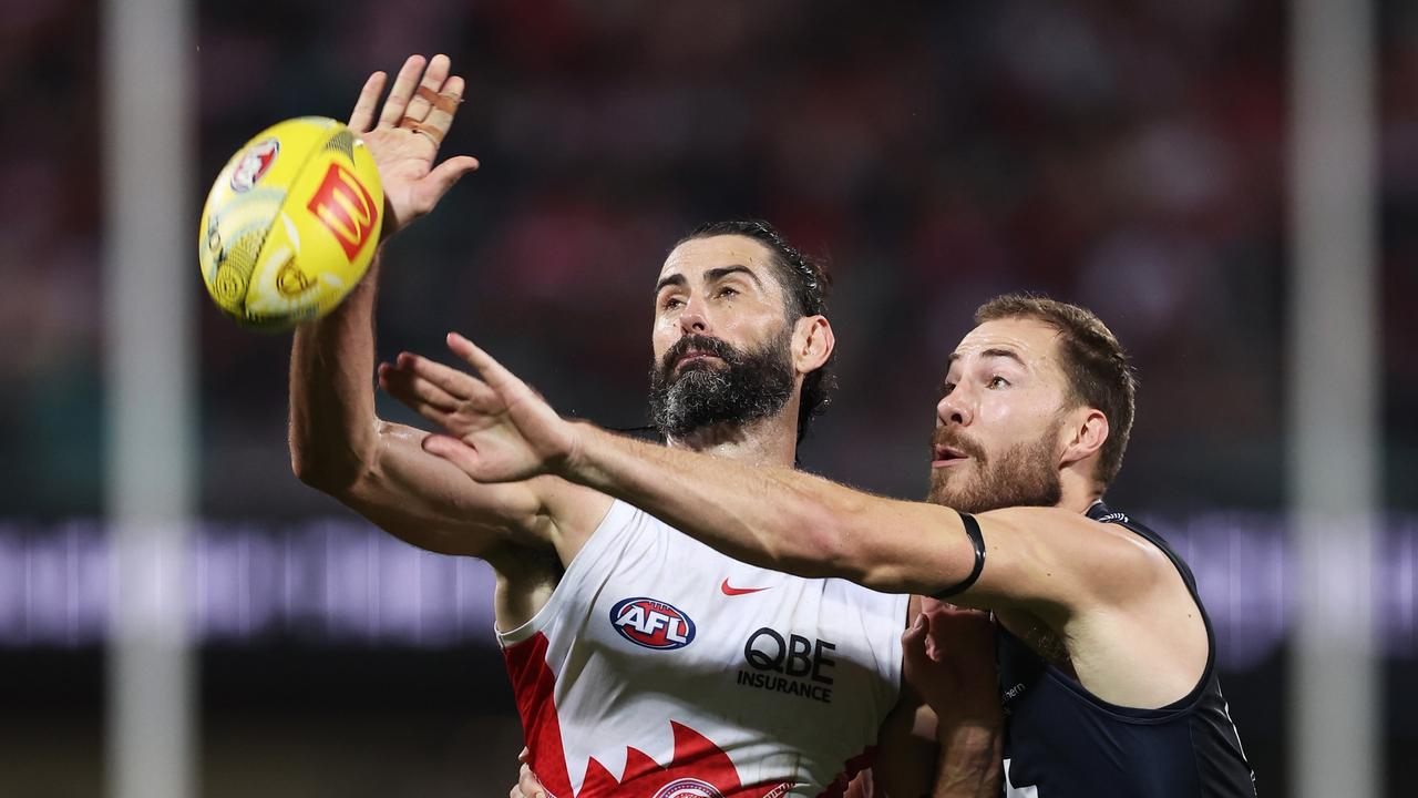 Swans alive? Grundy stunner sets scene for thrilling finish