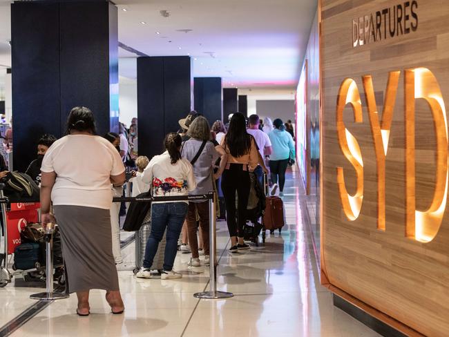 29th April 2022. The Daily Telegraph. News.Mascot, Sydney, NSWPics by Julian Andrews.Generic pictures of the long queue to get through security at Sydney International Airport Terminal this morning.