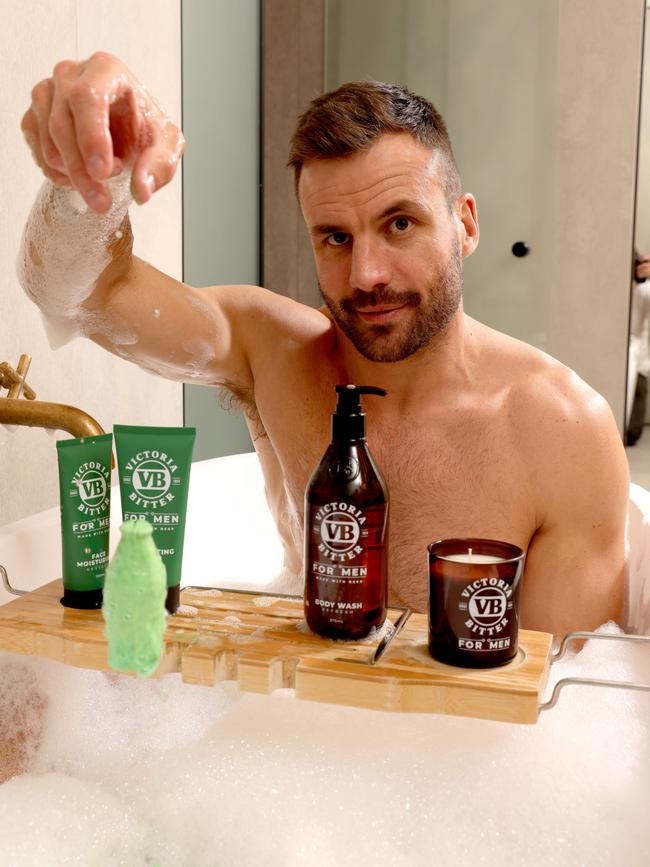 Beau Ryan testing out VBs new cosmetics range at a Sydney CBD Hotel. Picture: NCA NewsWire / Damian Shaw