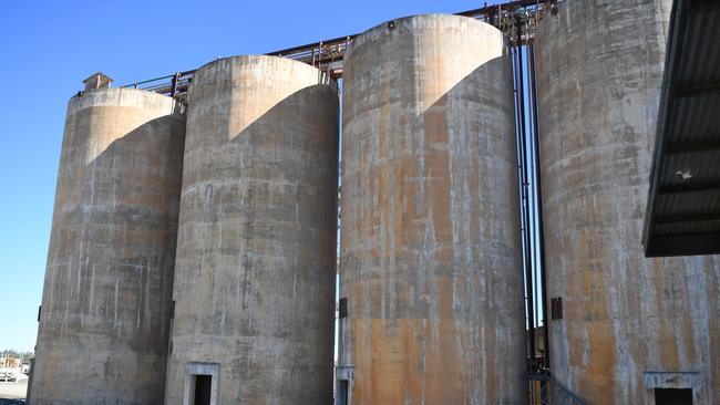 Iconic silos on the Yaamba Rd site wil stay as most other features get demolished to make way for a industrial estate