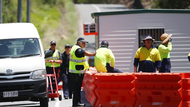 The border restrictions have been stepped up. Police setting up barriers in Miles Street, Coolangatta.Picture: NIGEL HALLETT