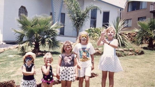 Lauren Winfield, Mel Taylor's sisters Aymee and Keira, Mel Taylor and Chrystal Winfield