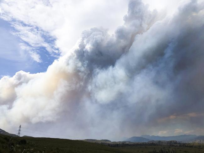 Smoke from the fire in Strathgordon. Picture: PAUL FLEMING/@lovethywalrus.