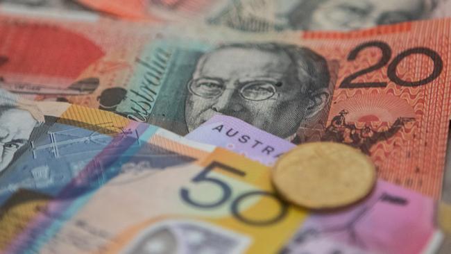 ASIC has decided against taking legal action against superannuation executives allegedly involved in personal asset shifts likened to insider trading deals.